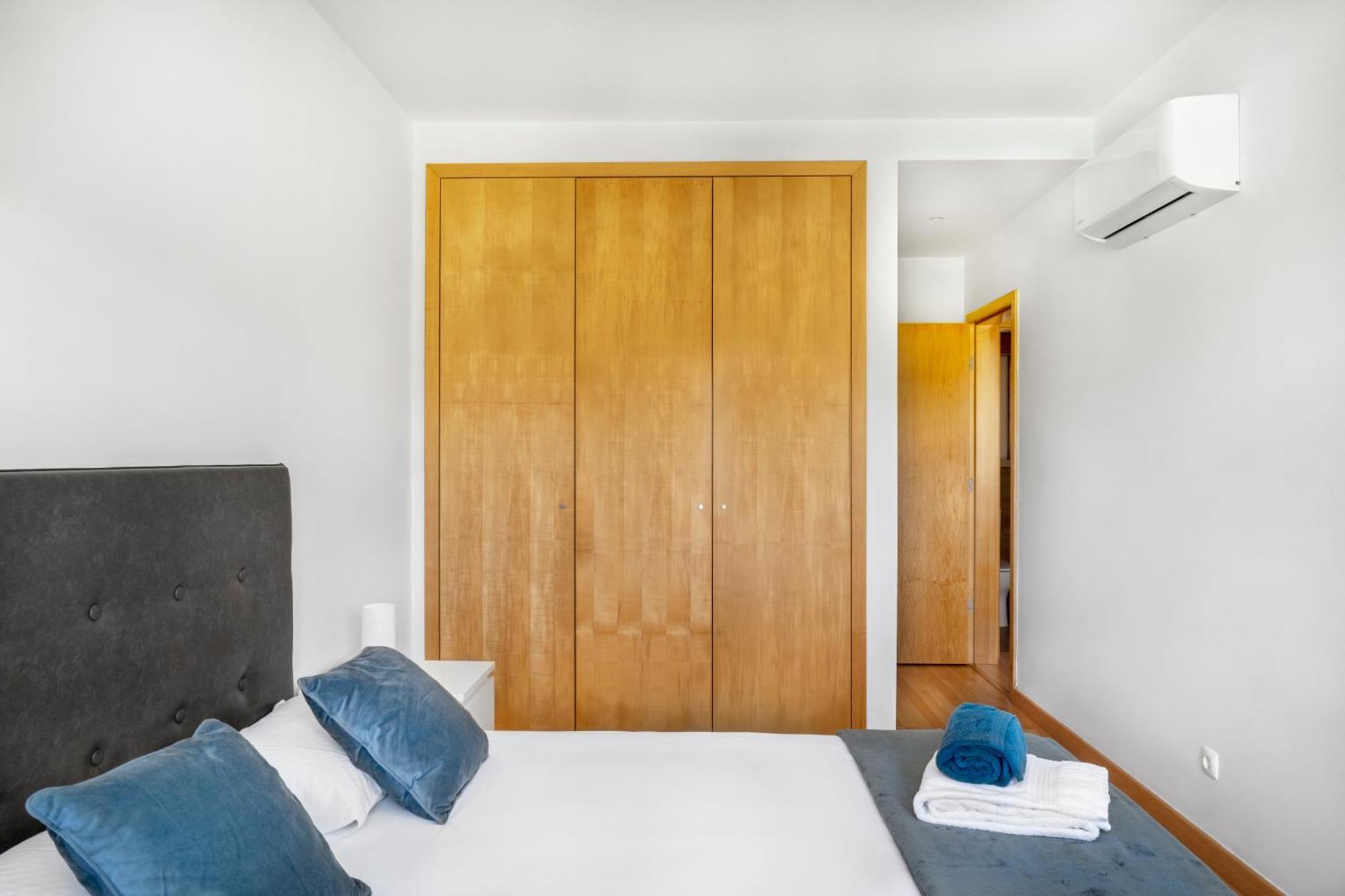 Apartamento No Condominio Baia Village Com Piscina 阿尔布费拉 外观 照片